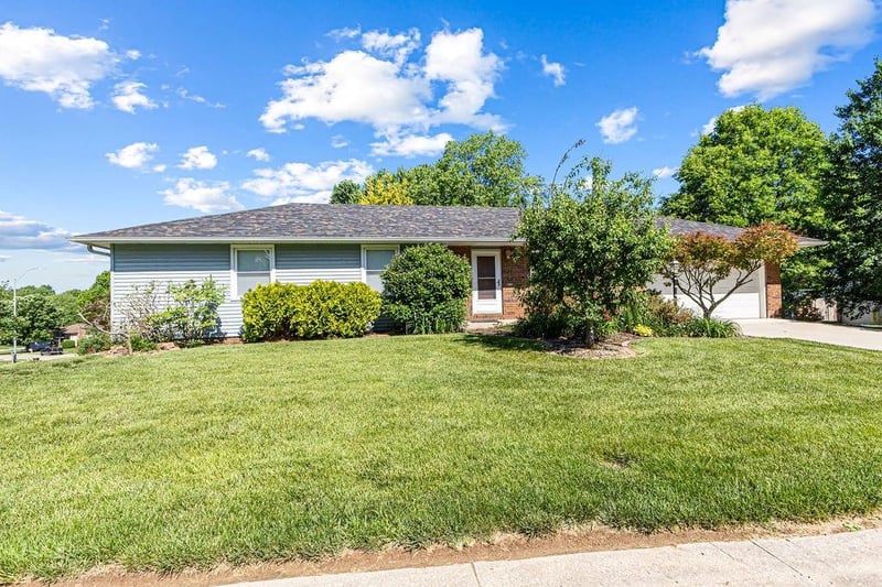 3902 Haverill St, St Joseph, MO 64506