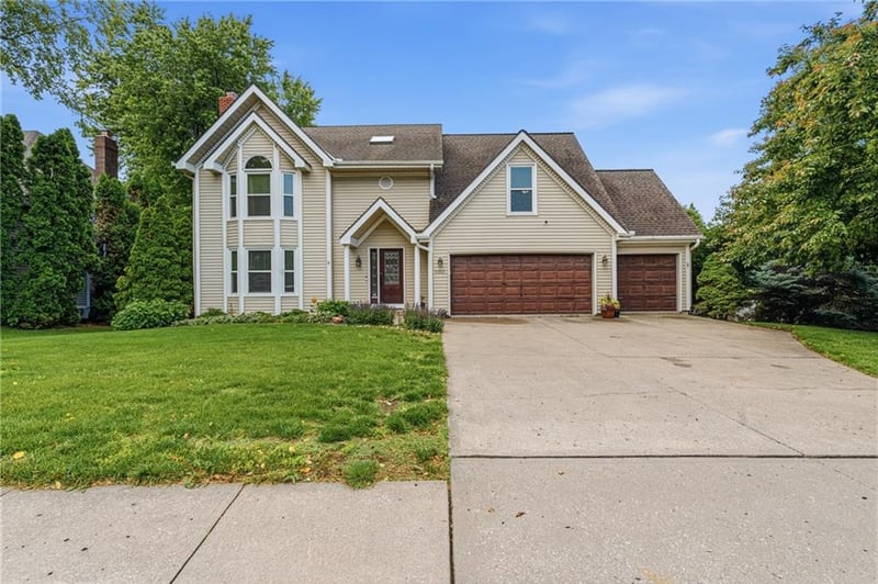 6321 NW 78 St, Kansas City, MO 64151