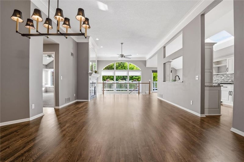 12033 Juniper St, Overland Park, KS 66209