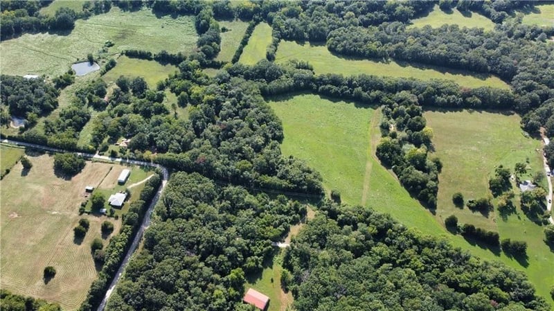 425 611th Tract A Rd, Clinton, MO 64735