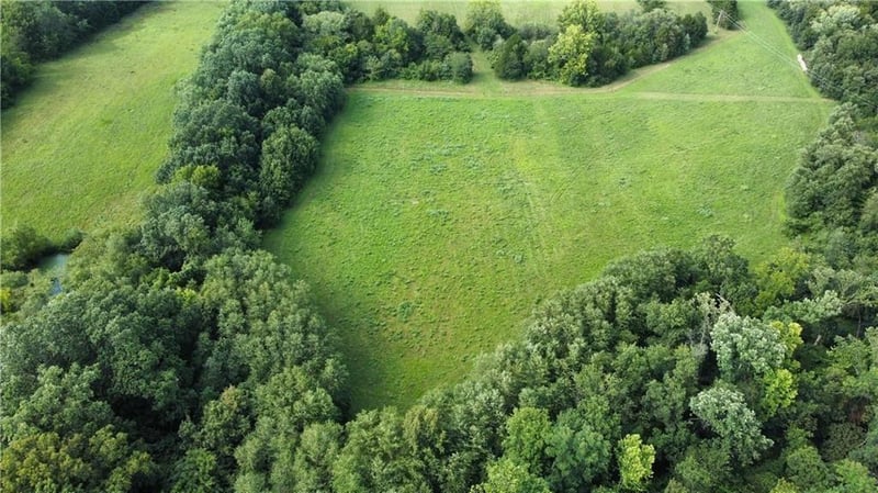 425 611th Tract A Rd, Clinton, MO 64735