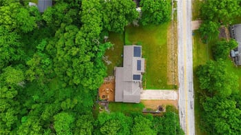 7305 James A Reed Rd, Kansas City, MO 64133