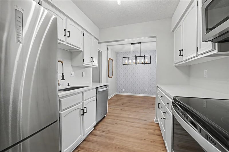 10106 W 96th Ter #D, Overland Park, KS 66212