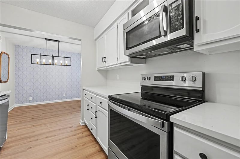 10106 W 96th Ter #D, Overland Park, KS 66212