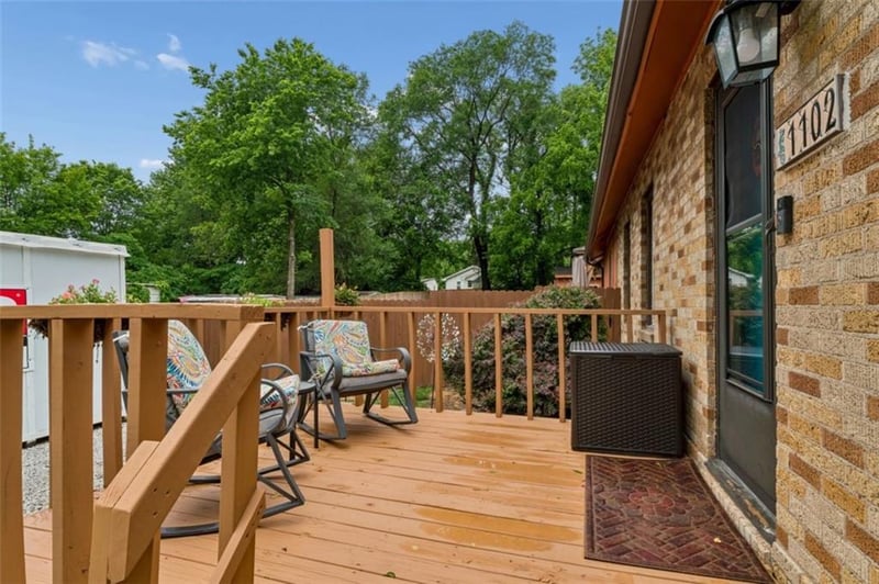 1102 Leslie Ave, Independence, MO 64050