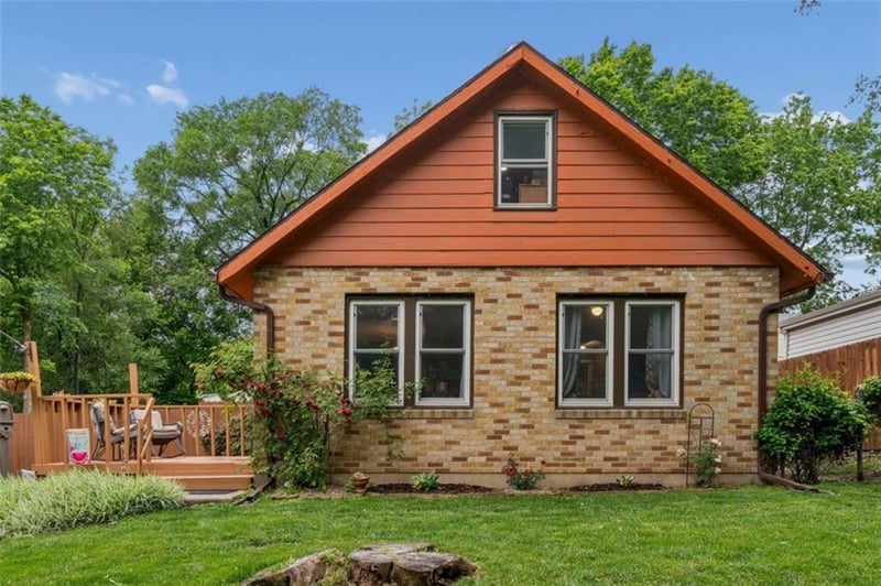 1102 Leslie Ave, Independence, MO 64050