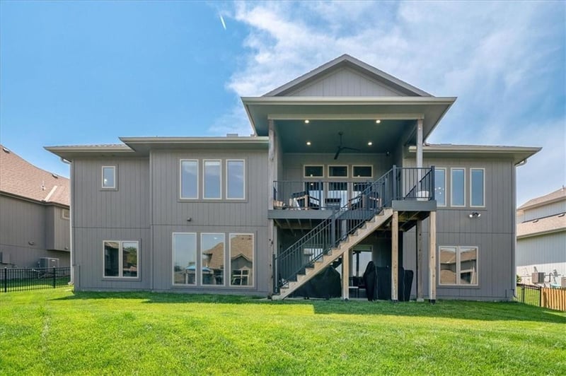 1908 Catalina Ave, Lee's Summit, MO 64064