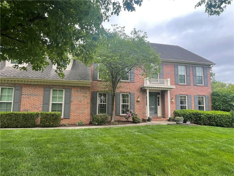 8601 W 139th St, Overland Park, KS 66223