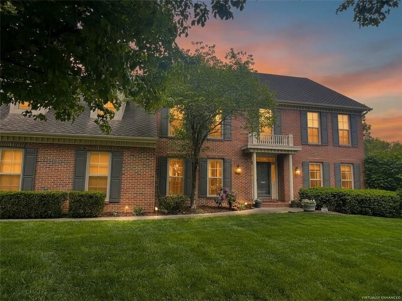 8601 W 139th St, Overland Park, KS 66223