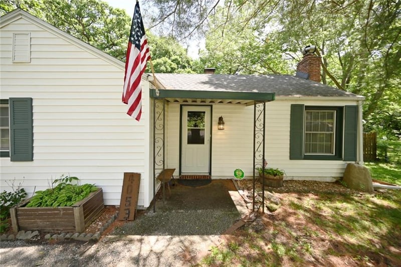 4053 Askew Ave, Kansas City, MO 64117