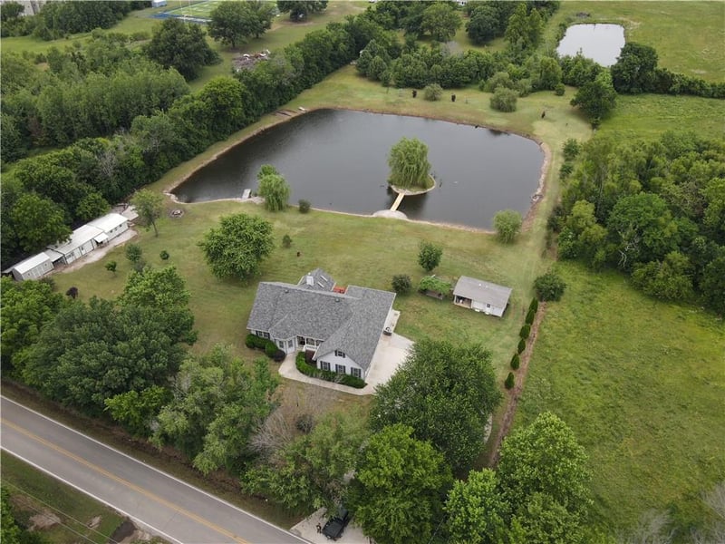 3781 Cr 3875 Rd, Independence, KS 67301