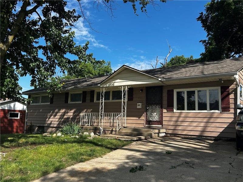 4920 40th Ter, Kansas City, MO 64130