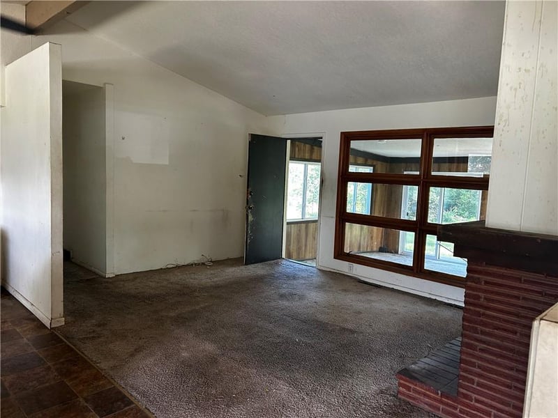 4920 40th Ter, Kansas City, MO 64130