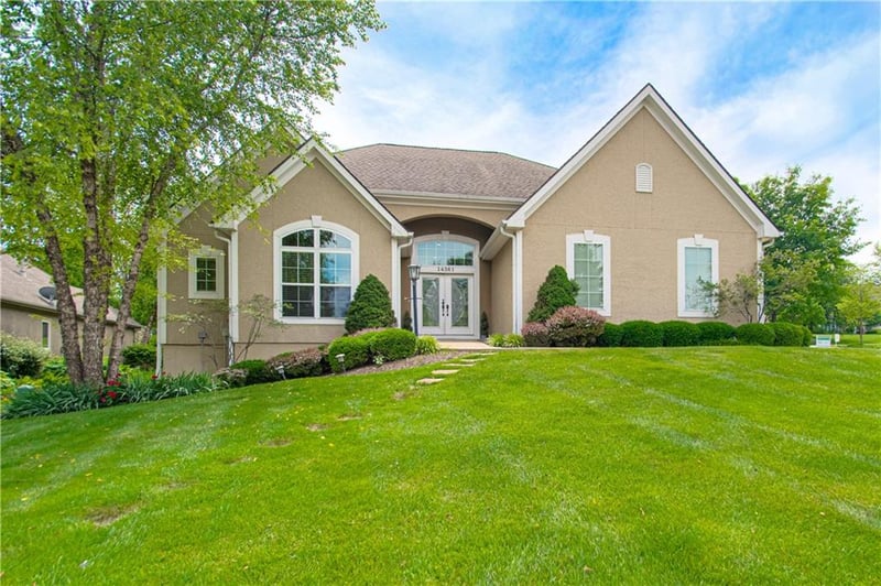 14361 Manor Ct, Overland Park, KS 66224