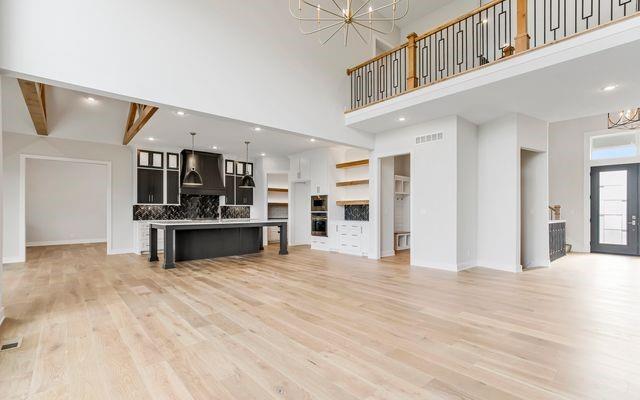 4741 157th St, Overland Park, KS 66224