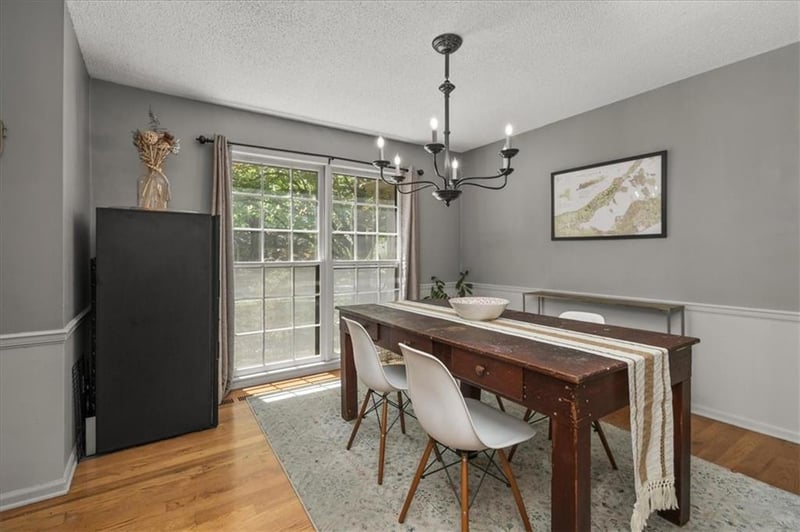 3613 Blue Jacket Dr, Lee's Summit, MO 64064