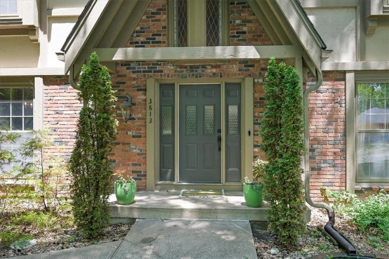 3613 Blue Jacket Dr, Lee's Summit, MO 64064