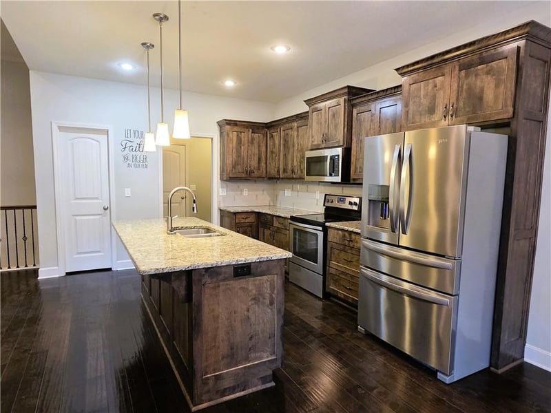 4817 Marguerite St, Blue Springs, MO 64015
