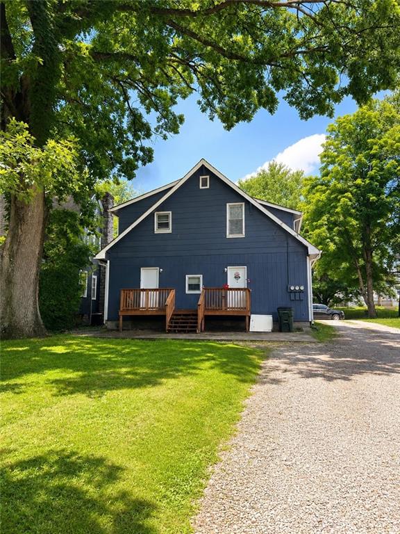 1013 4th St, Leavenworth, KS 66048