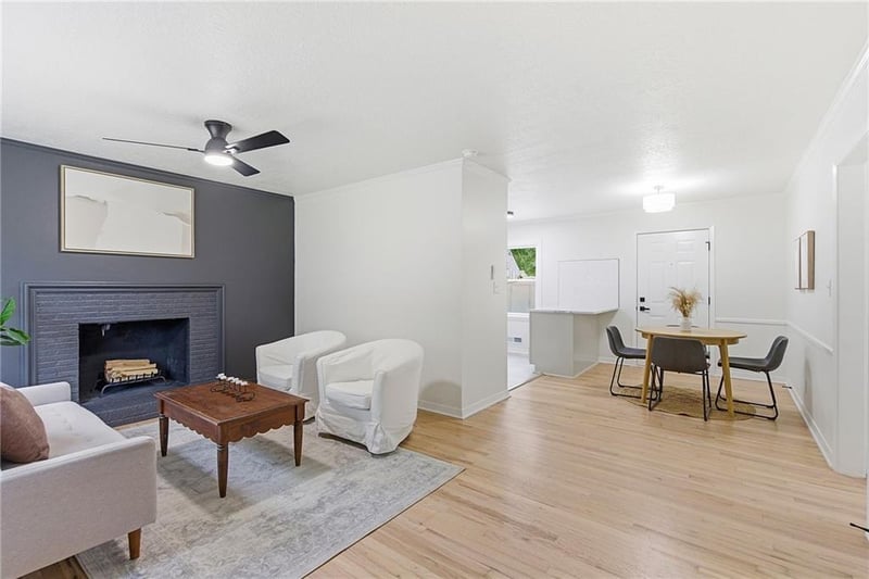 5800 75th St, Prairie Village, KS 66208