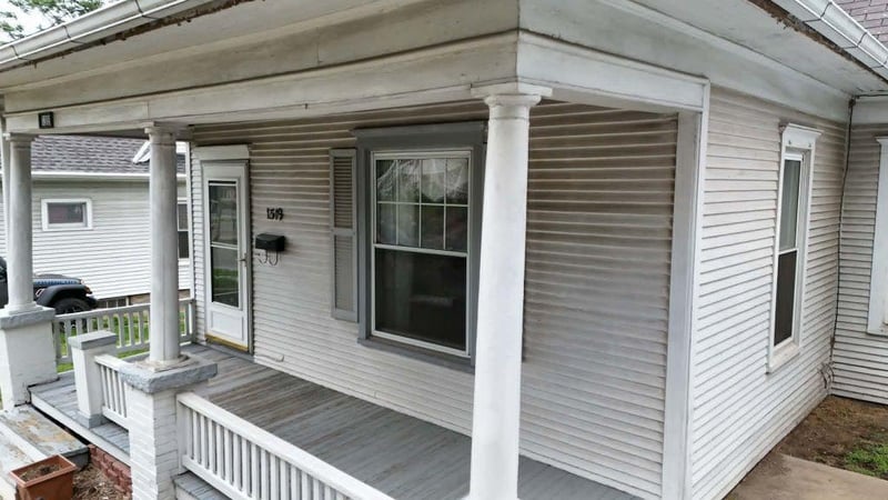 1319 22nd St, St Joseph, MO 64507