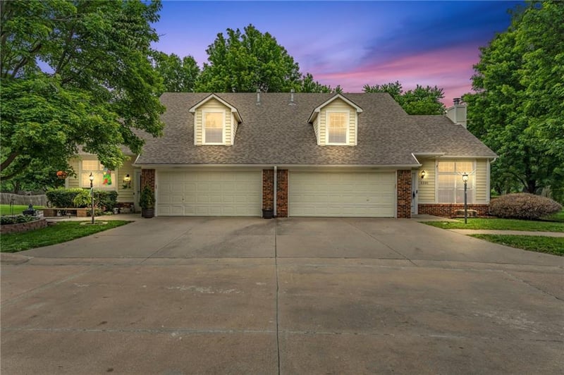 2201 Vail Way, Lawrence, KS 66047