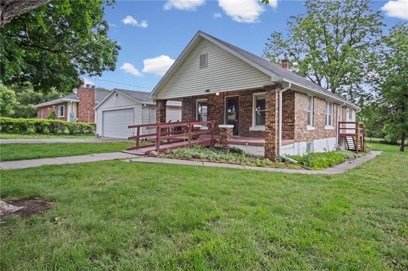 1300 John St, Atchison, KS 66002