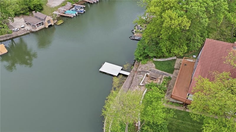 7616 Eastside Dr, Weatherby Lake, MO 64152