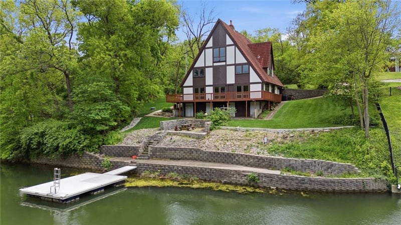 7616 Eastside Dr, Weatherby Lake, MO 64152