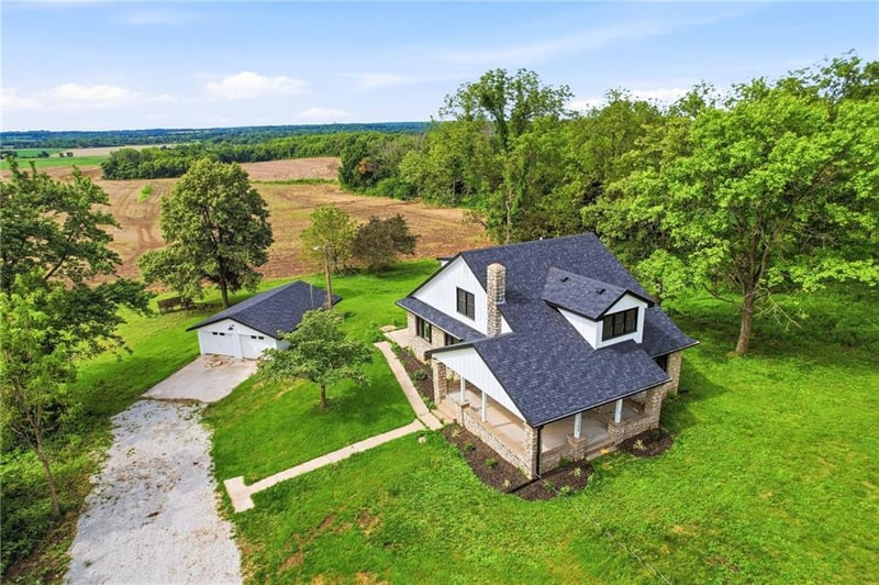 33305 Reber Rd, Sibley, MO 64088