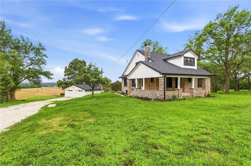33305 Reber Rd, Sibley, MO 64088