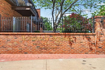 4430 Jarboe St #2, Kansas City, MO 64111
