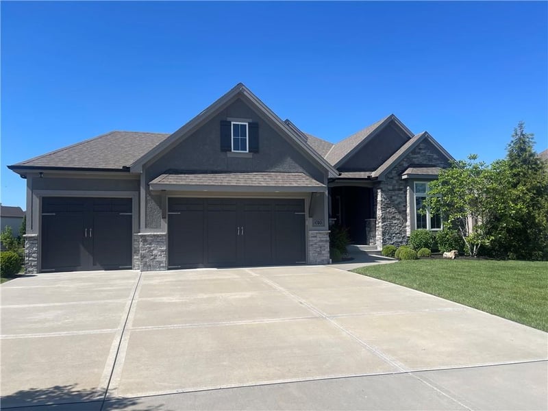 3030 157th Ct, Overland Park, KS 66224