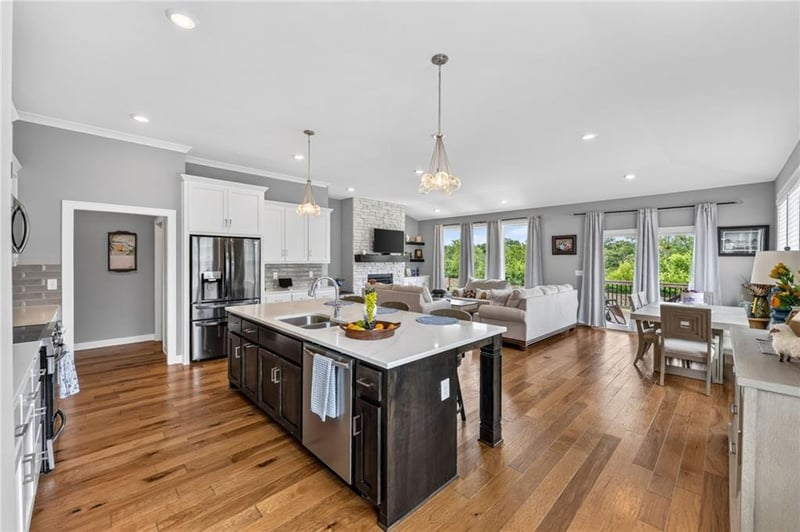7029 Cambridge Ave, Kansas City, MO 64119
