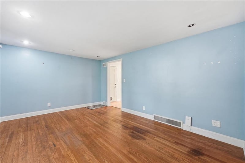 9507 Mcgee St, Kansas City, MO 64114