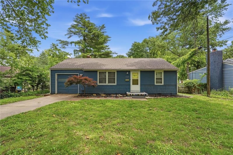 9507 Mcgee St, Kansas City, MO 64114