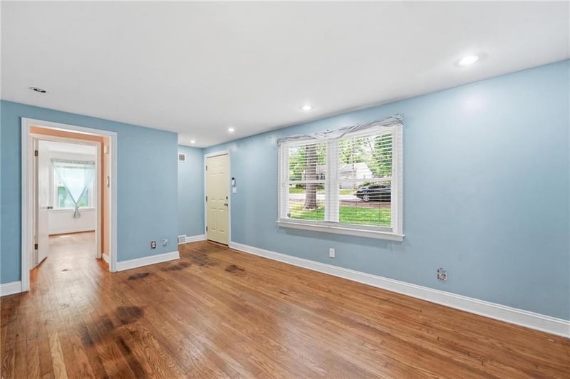 9507 Mcgee St, Kansas City, MO 64114