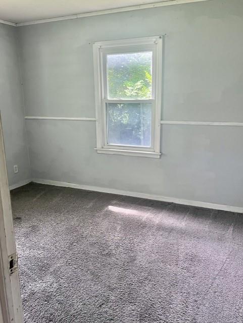 10316 Oakland Ave, Kansas City, MO 64134