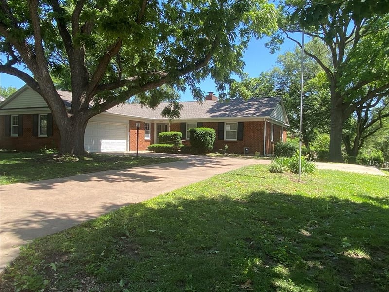 2805 66th Ter, Kansas City, KS 66104