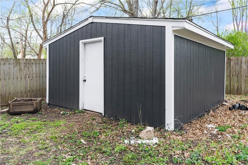 13128 Ashland Ave, Grandview, MO 64030