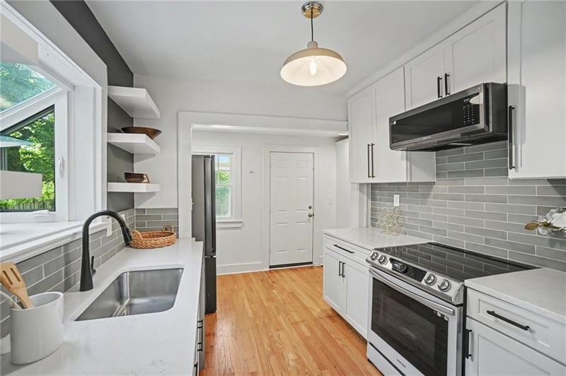 7515 Harrison St, Kansas City, MO 64131
