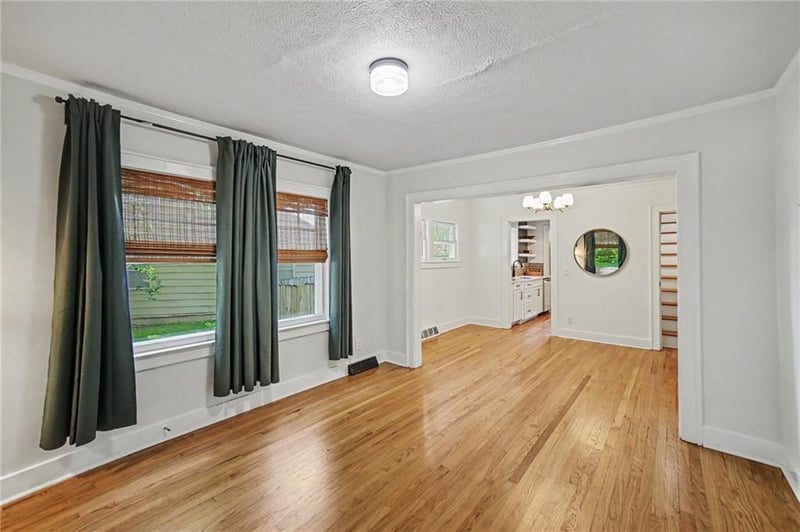 7515 Harrison St, Kansas City, MO 64131