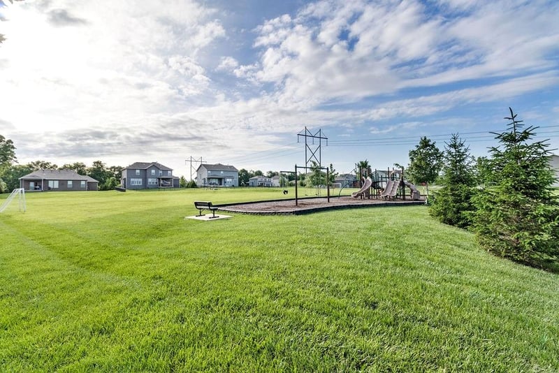 19006 Millview St, Spring Hill, KS 66083