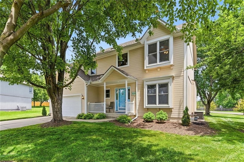 6702 156th Ter, Overland Park, KS 66223