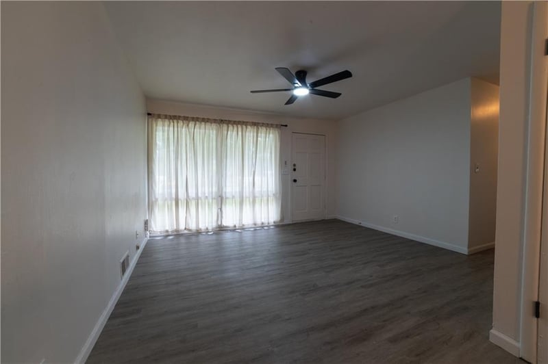5204 Sycamore Ave, Kansas City, MO 64129