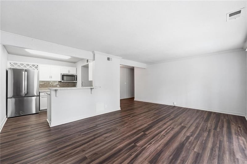 4727 Jarboe St #95, Kansas City, MO 64112