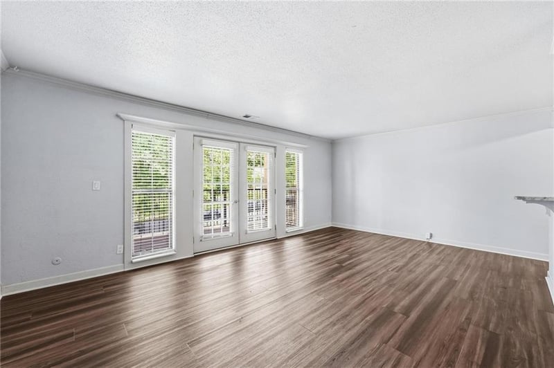 4727 Jarboe St #95, Kansas City, MO 64112