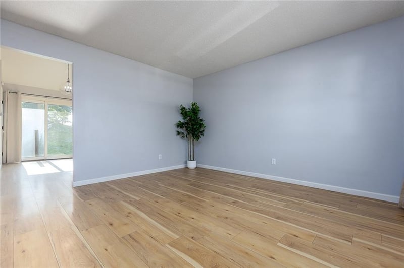 4801 Bellaire Ave, Kansas City, MO 64119