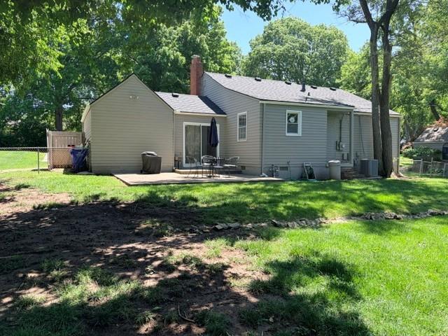 8408 Riley St, Overland Park, KS 66212