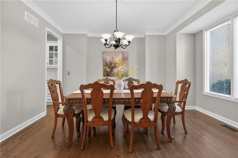 17413 W 84 St, Lenexa, KS 66219